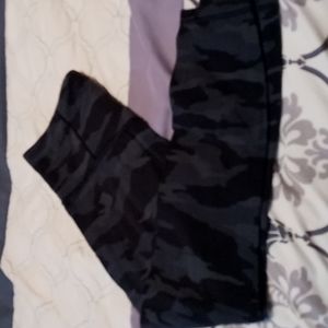 Athleta Elation camo leggings